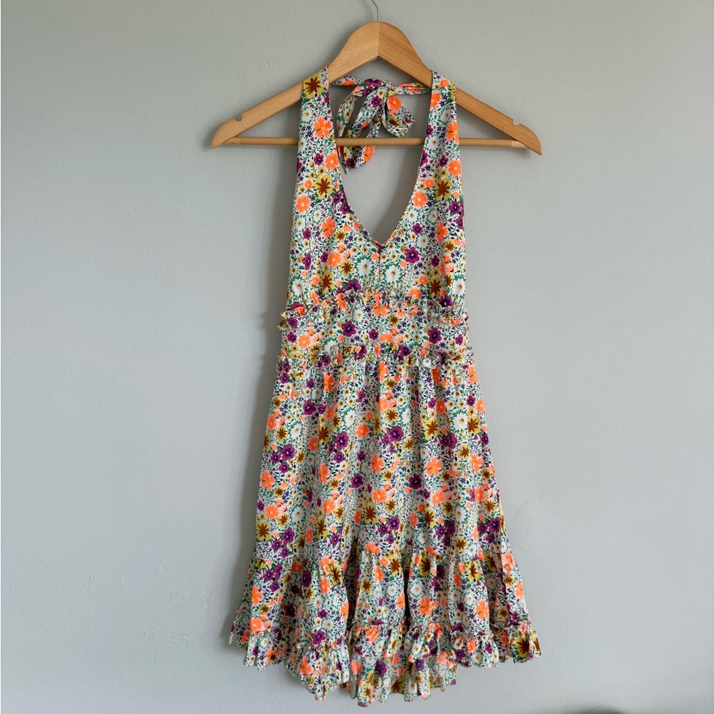 NWT Boohoo Floral Ditsy Halter Neck Dress